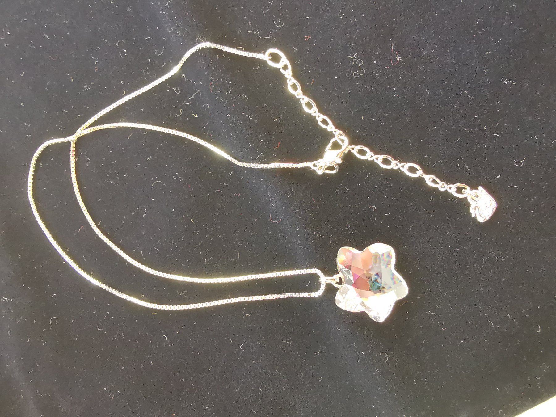 Swarovski Ketten: Swarovski Kette Crystal Pendant Blume – Neu (gemäss Beschreibung) aus Zürich von Efriede 4