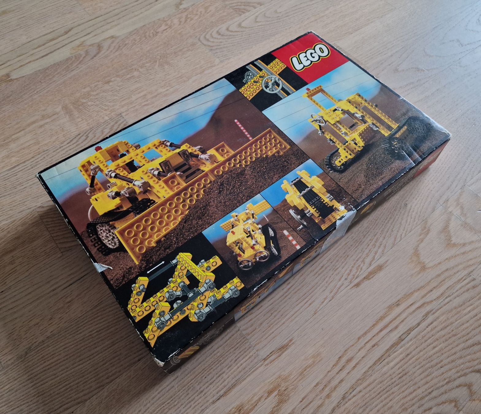Lego Kit di costruzioni: LEGO TECHNIC 856 Bulldozer mit OVP / Originalverpackung – Usato da Birsfelden venduto da Dealgoenner24 2
