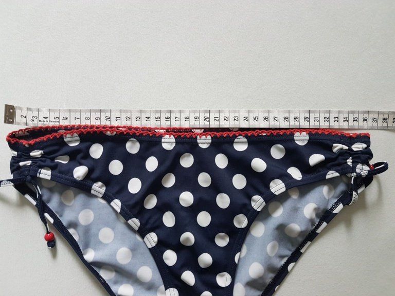 Esprit Costumi da bagno & Bikini: Esprit Bikini Gr.34/36 Cup B – Nuovo (secondo la descrizione) da St.Gallen venduto da Puppa 4