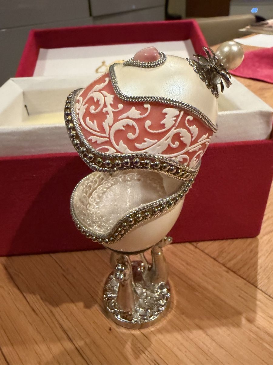 Coffrets à bijoux: boîte à bijoux en forme d'œuf – D'occasion à Echallens par leo_dk2d 4