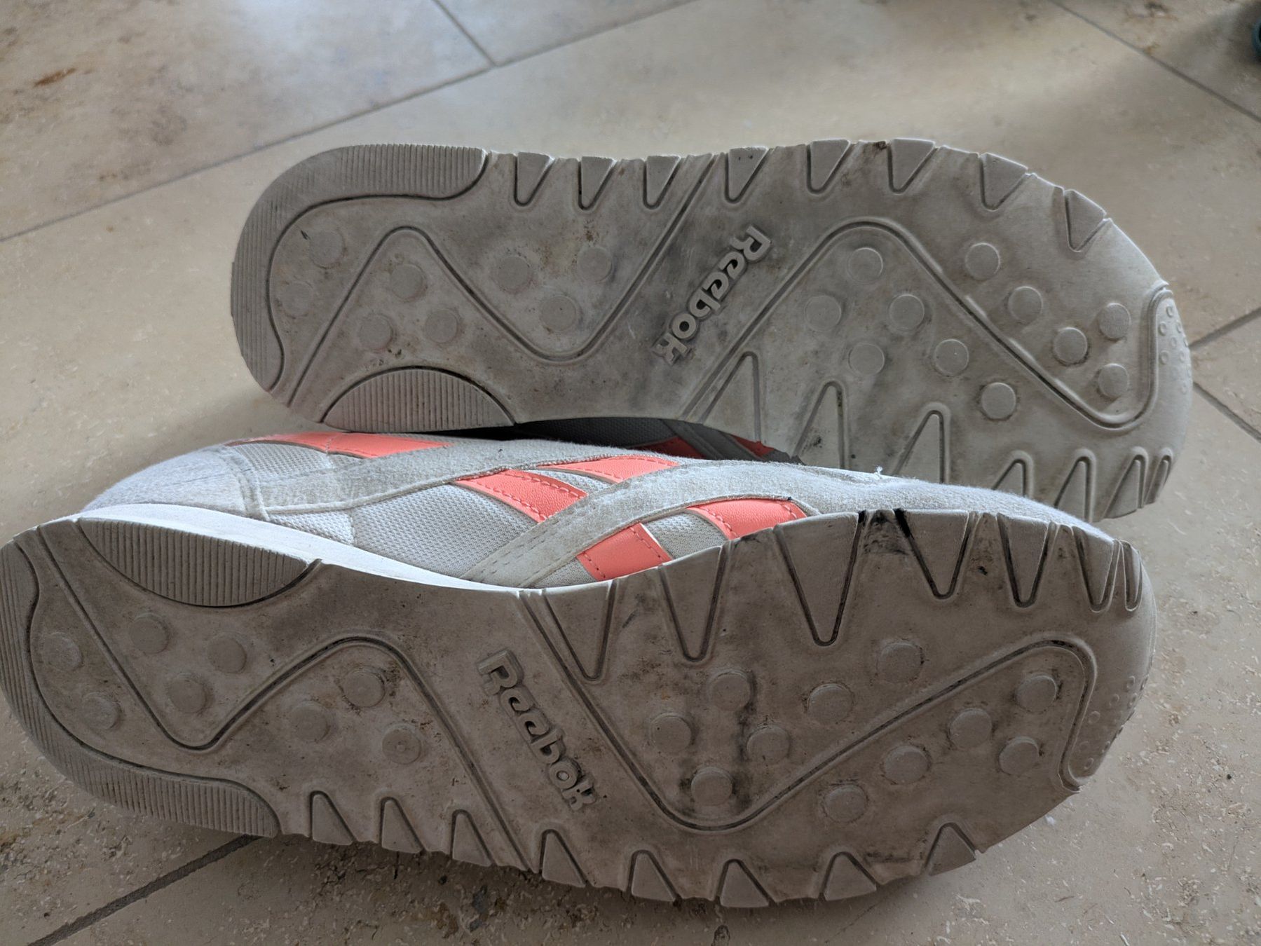 Reebok Scarpe da donna: Sneakers Reebok, Grösse 39 – Usato da Zürich venduto da mizuuu 2