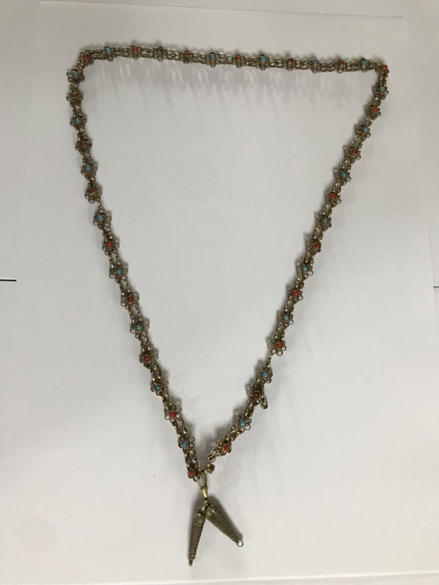 Catenine: Collier ancien fleuri en laiton – Usato da Grimisuat venduto da eliseba88