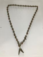 Collier ancien fleuri en laiton
