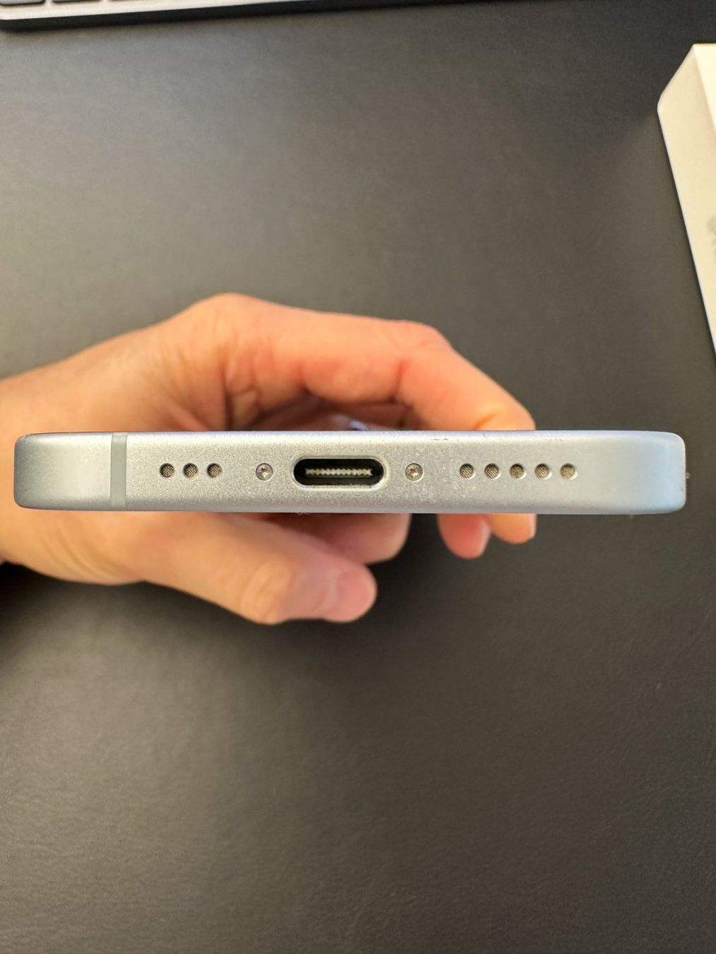 Apple Telefoni cellulari / Smartphones: iPhone 15 - 128GB - Blau – Usato da Illnau venduto da Portland80 4