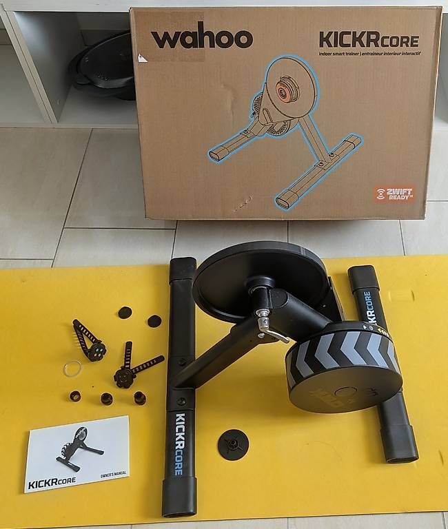 Hometrainer: Wahoo KICKR CORE 2 ZWIFT Cog/Click – Gebraucht aus Safenwil von cra_7xy2