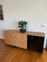 2-teilige Ikea Besta mit Holzfront und Platte