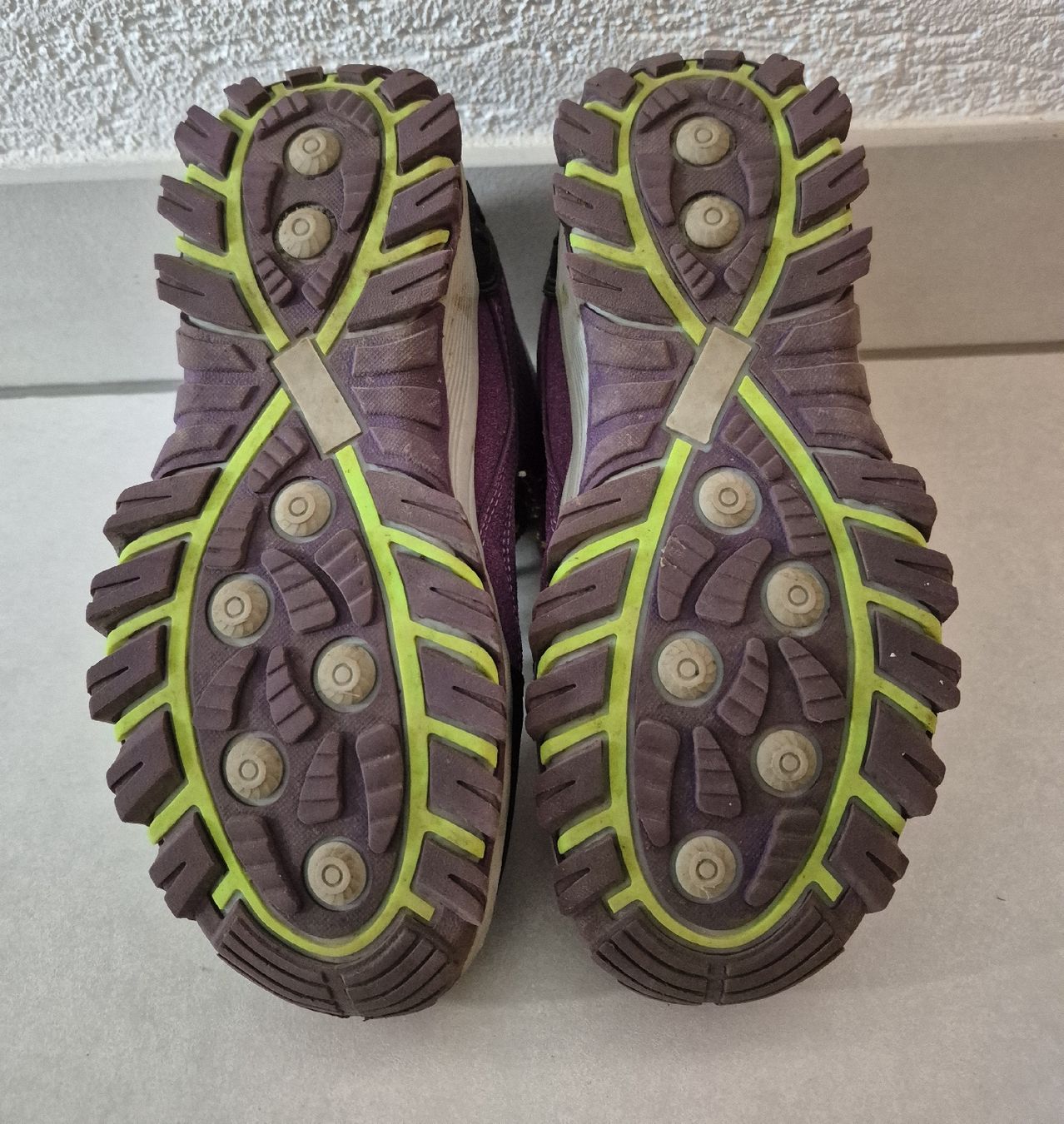 Scarpe per ragazze: chaussures de randonnées pointure 36 – Nuovo (secondo la descrizione) da Vouvry venduto da Arwenne 2