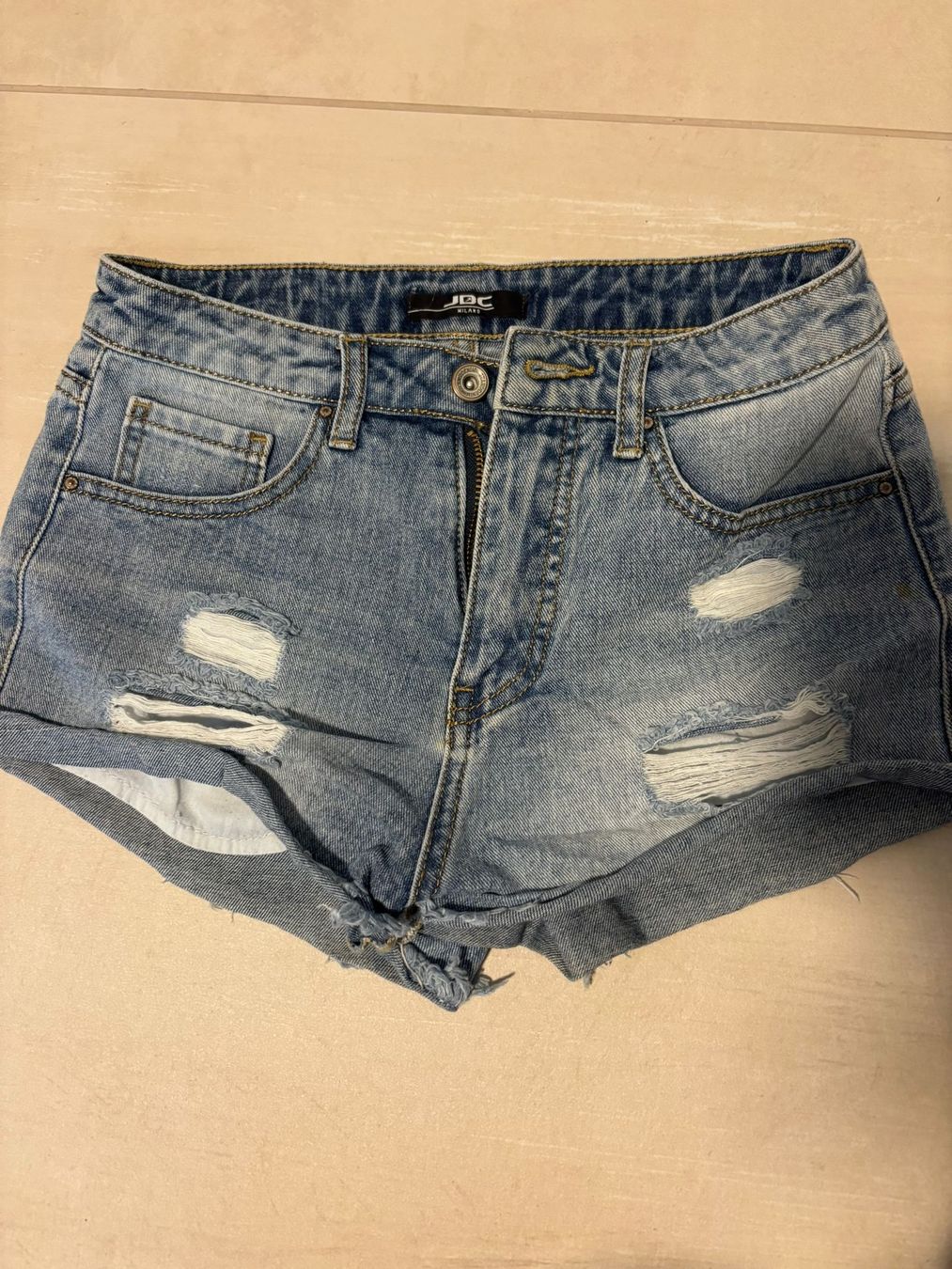 Jeans: Hot Pants JDC – Usato da Bülach venduto da cf96