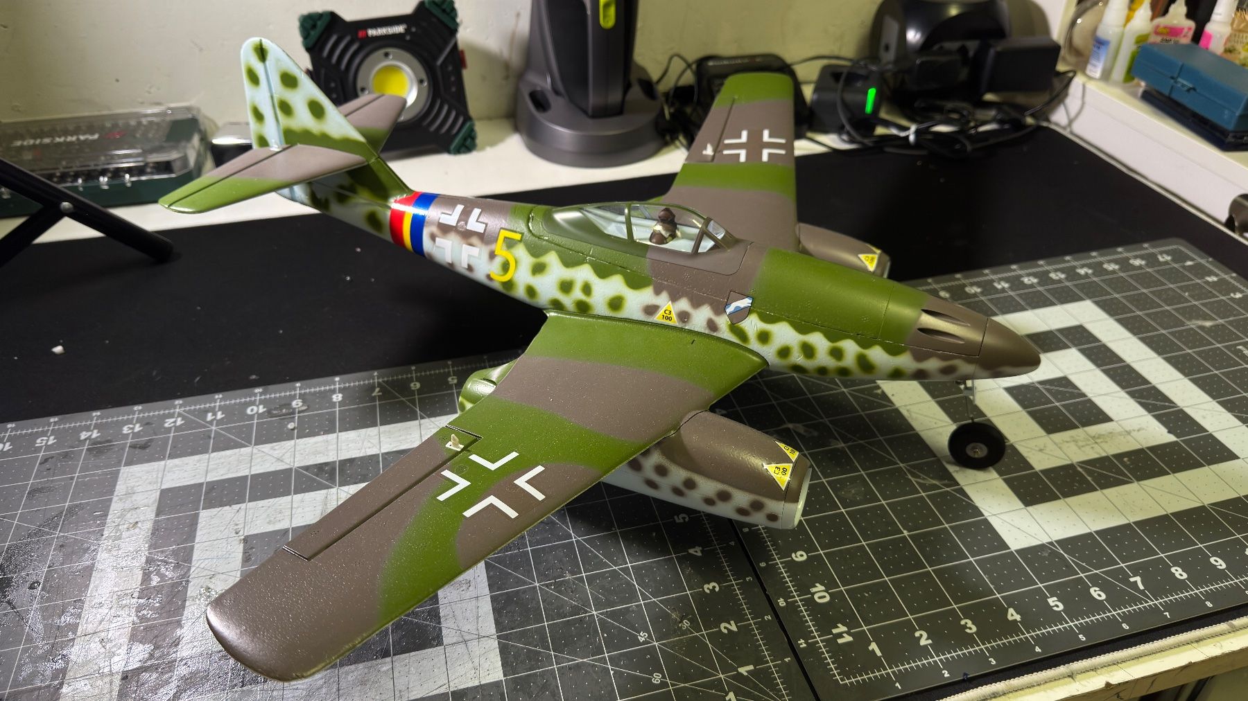 E-Flite Modellismo RC: UMX Me 262 30mm EDF Jet BNF Basic mit AS3X und SAFE Select – Usato da Urdorf venduto da andreas.itten 1