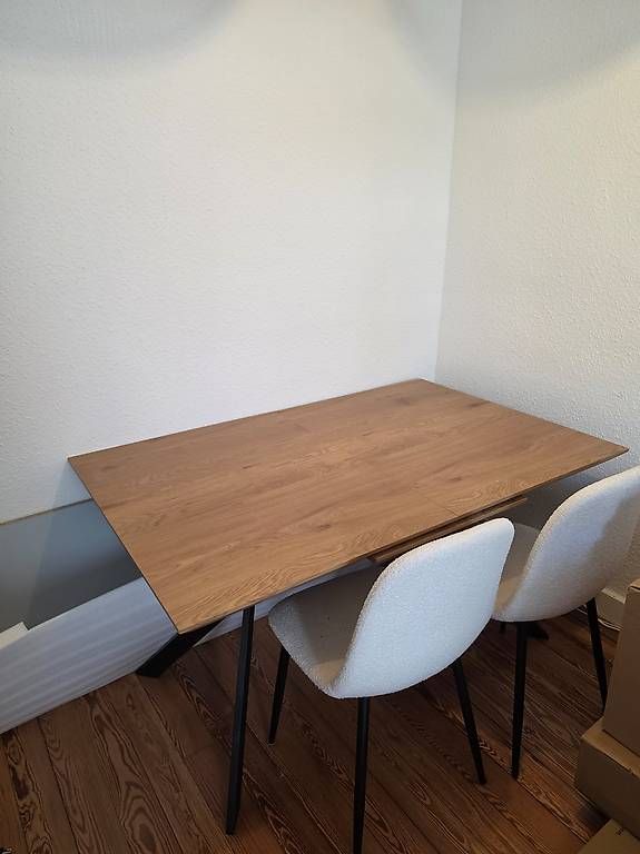 Set di tavolo e panche: Table extensible 140cm - 180cm – Usato da Genève venduto da dav_jd5j