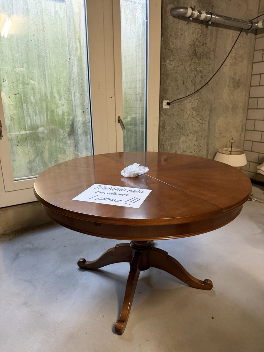 Tische: Runder Esstisch, Holz – Gebraucht aus Basel von two_n27b 1