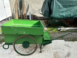 Handwagen aus Metall/Blech