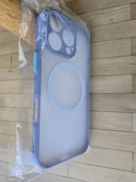 Cover & Protezioni schermo: Neue Handyhülle Cover IPhone 16 Pro – Nuovo e nell'imballaggio originale da Zürich venduto da bustagrip 1