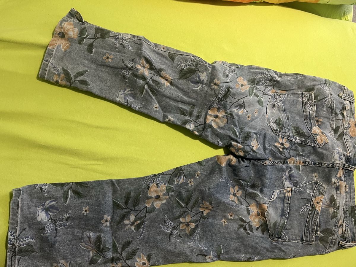 Jeans: Damen Jeans Capri Hose 40 neu – Nuovo (secondo la descrizione) da Giswil venduto da Mauritius9026 1