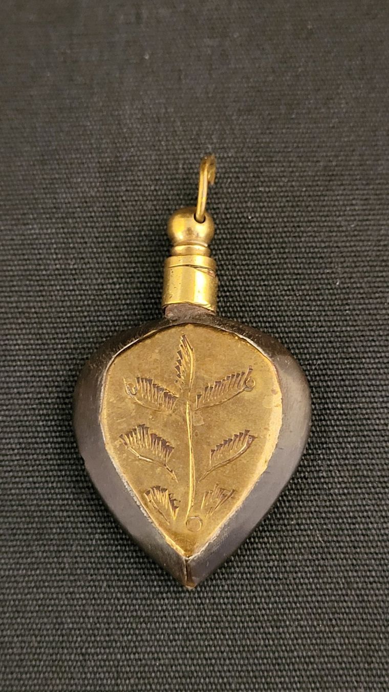 Ciondoli: Vintage Flakon-Anhänger – Usato da Basel venduto da spinne02 2
