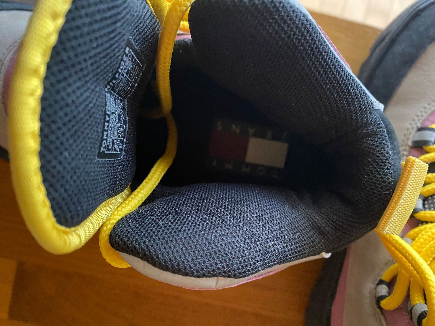 Tommy Hilfiger Chaussures filles: Wanderschuhe Gr.36 neue TOMMY HELFIGER – Neuf (Voir description) à Bösingen par Trigusik 5