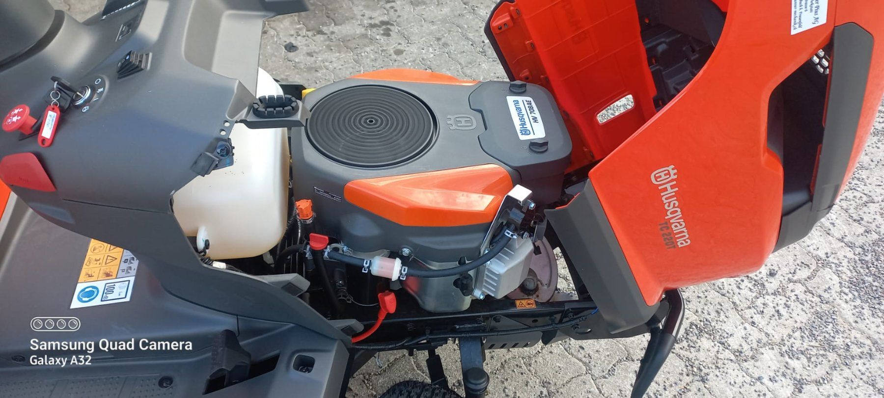 Husqvarna Tagliaerba: Traktor Rasentraktor Husqvarna – Usato da Buch b. Frauenfeld venduto da Girsberg 3