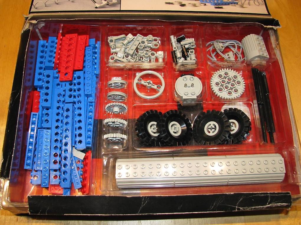 Lego Giocattoli: Lego Technik 8050 Building Set with Motor – Usato da Wangen b. Olten venduto da Binggeli4 1