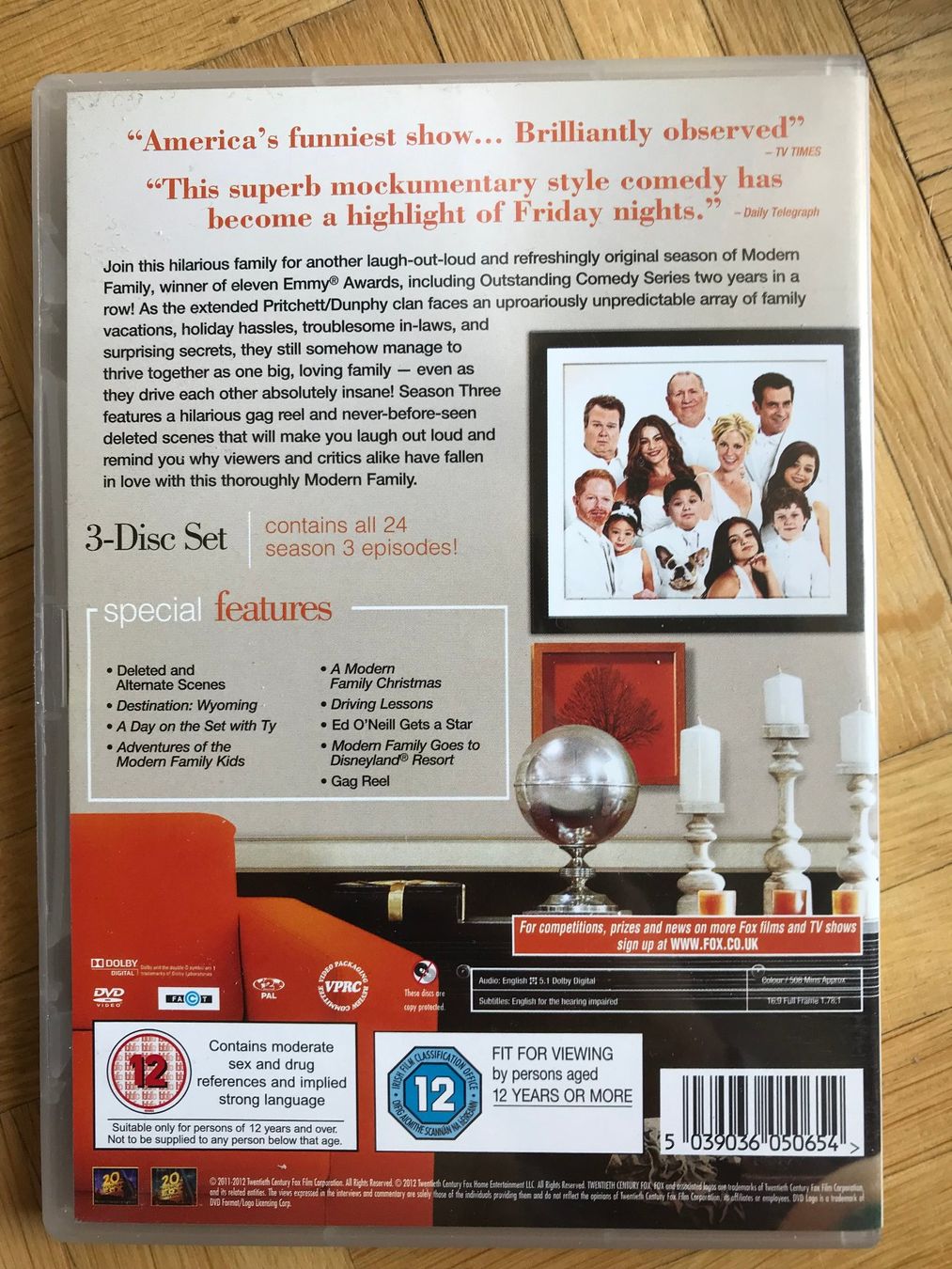 Tutti i DVDs: Modern Family - The Complete Third Season - DVD – Usato da Zürich venduto da Malcom 3