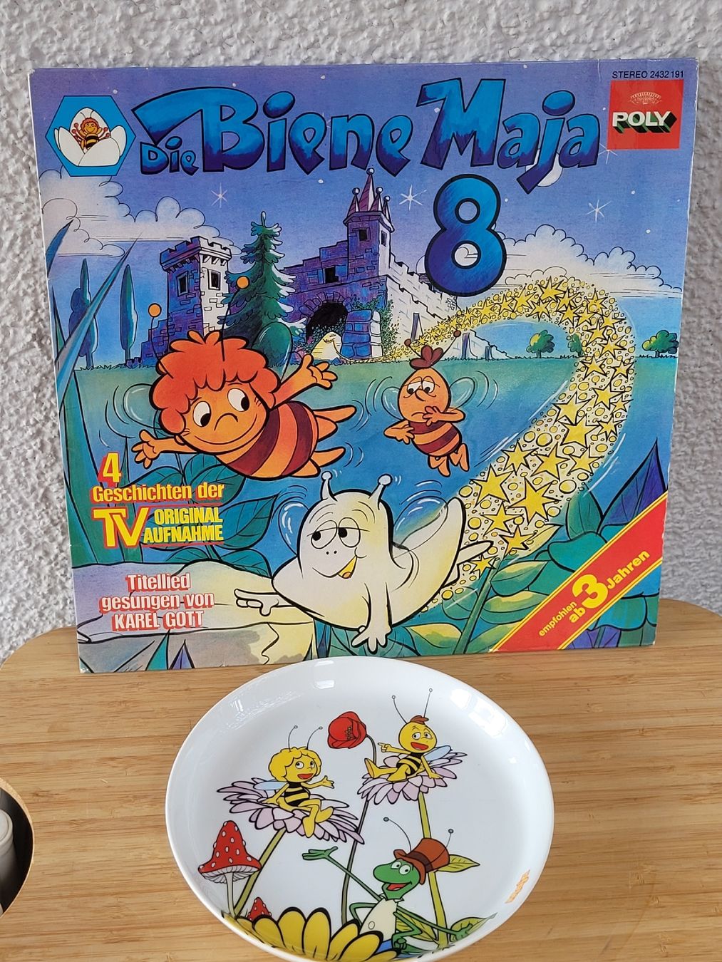 Giocattoli: LP und Kinderteller Biene Maja Vintage  – Usato da Buttikon SZ venduto da Renco