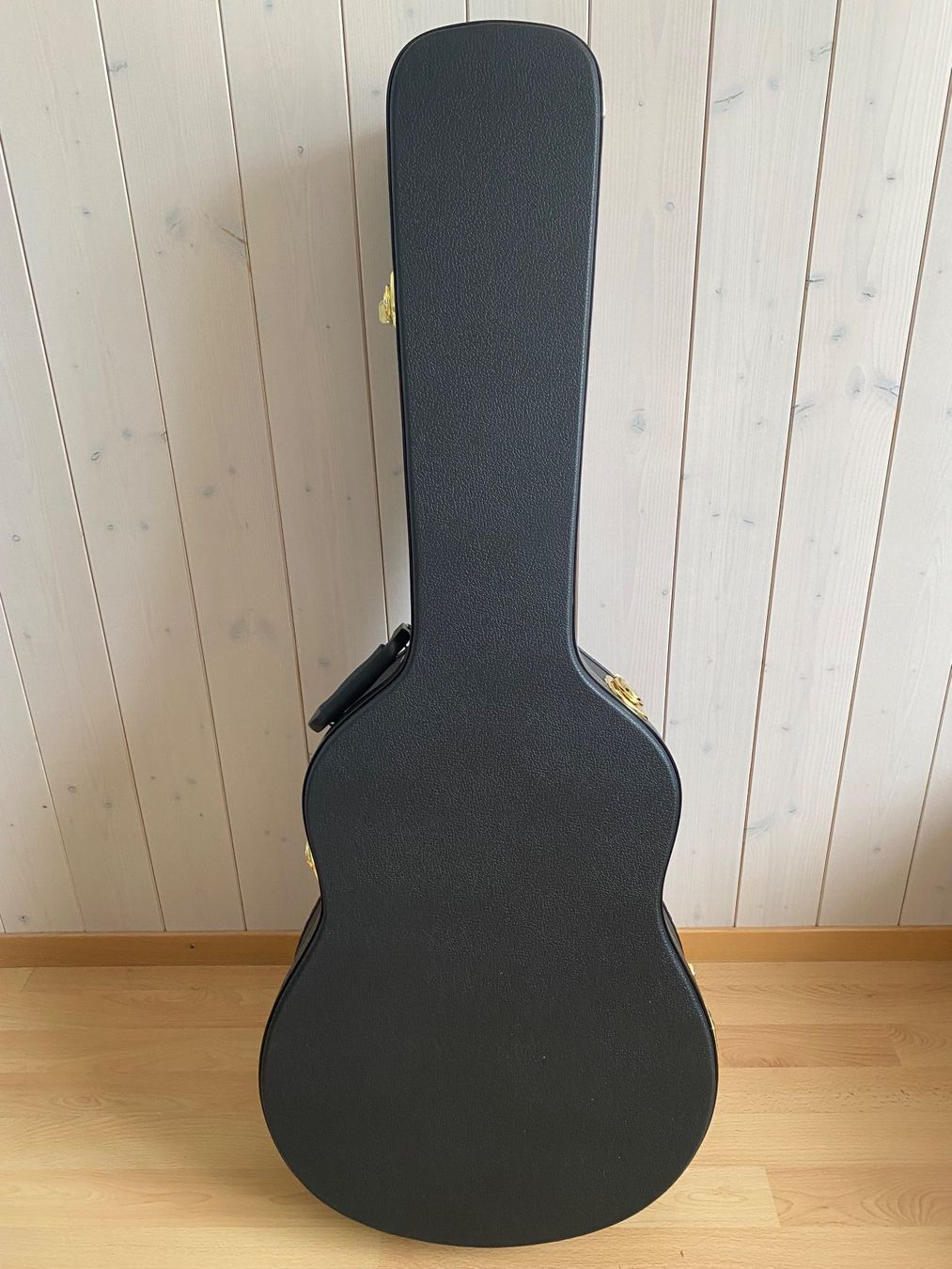 Yamaha Strumenti musicali: Yamaha AG3-HC Hardshell Acoustic Guitar Case – Nuovo (secondo la descrizione) da Beckenried venduto da and_b729