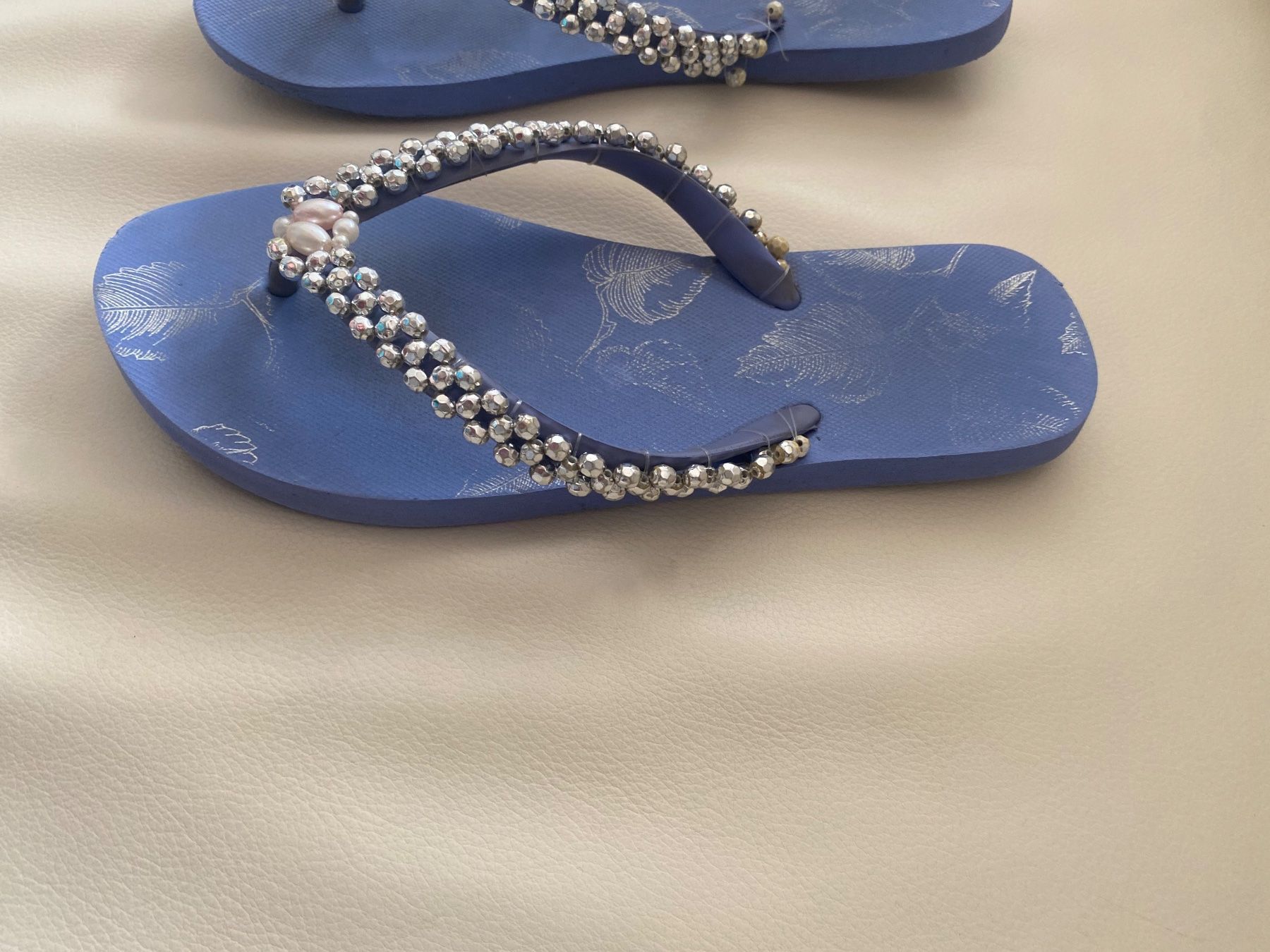 Pieces Scarpe da donna: SUMMERTIME - stylische Flip-Flops mit Perlen/Décor, 38 – Usato da Winkel venduto da ferrari2022