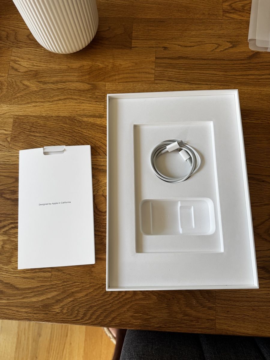 Apple Tablet PC: iPad 9th Gen Wi-Fi 64GB Space Grey – Usato da Zug venduto da CutOne87 3