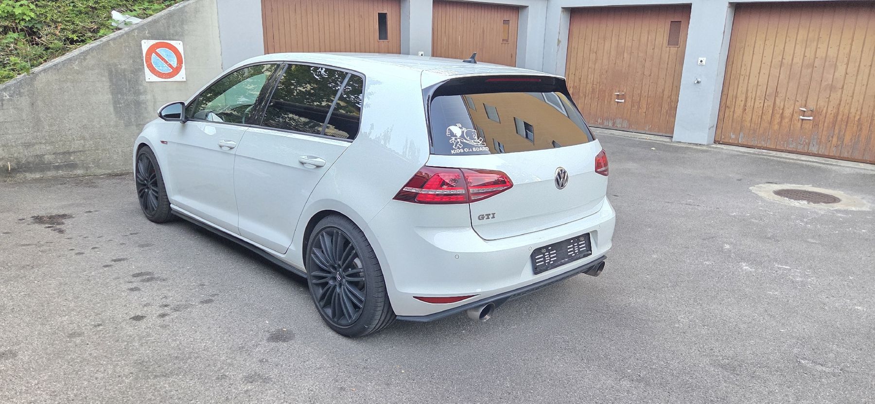 VW Automobili: Golf GTI – Usato da Kreuzlingen venduto da bed_cjf7 7