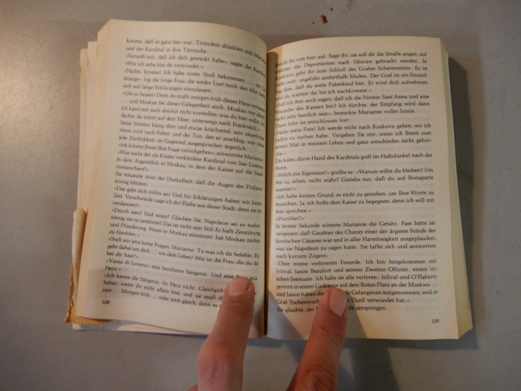 Bücher: Roman "Marianne und der Sieg der Liebe" – Gebraucht aus Erstfeld von Mario_boe0 4