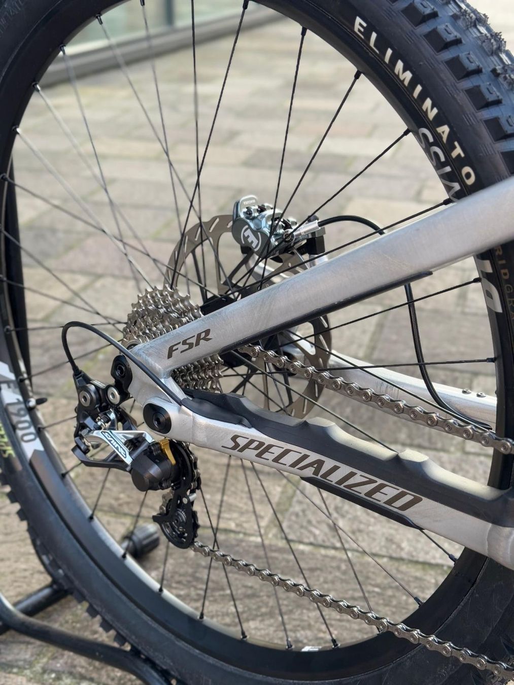Specialized Biciclette: Spezialized Demo 8, Grösse M – Usato da Auenstein venduto da auenstein01 3