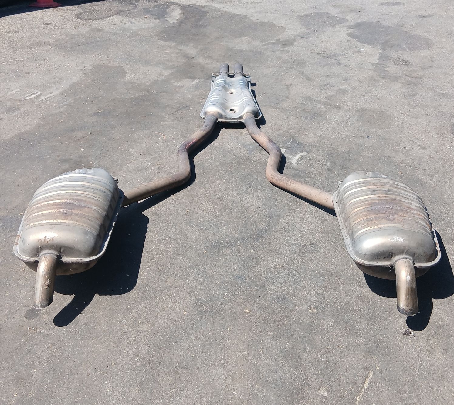 BMW Sistemi di scarico: Echappement BMW E38 740 4.4 – Usato da la heutte venduto da Auto-stock
