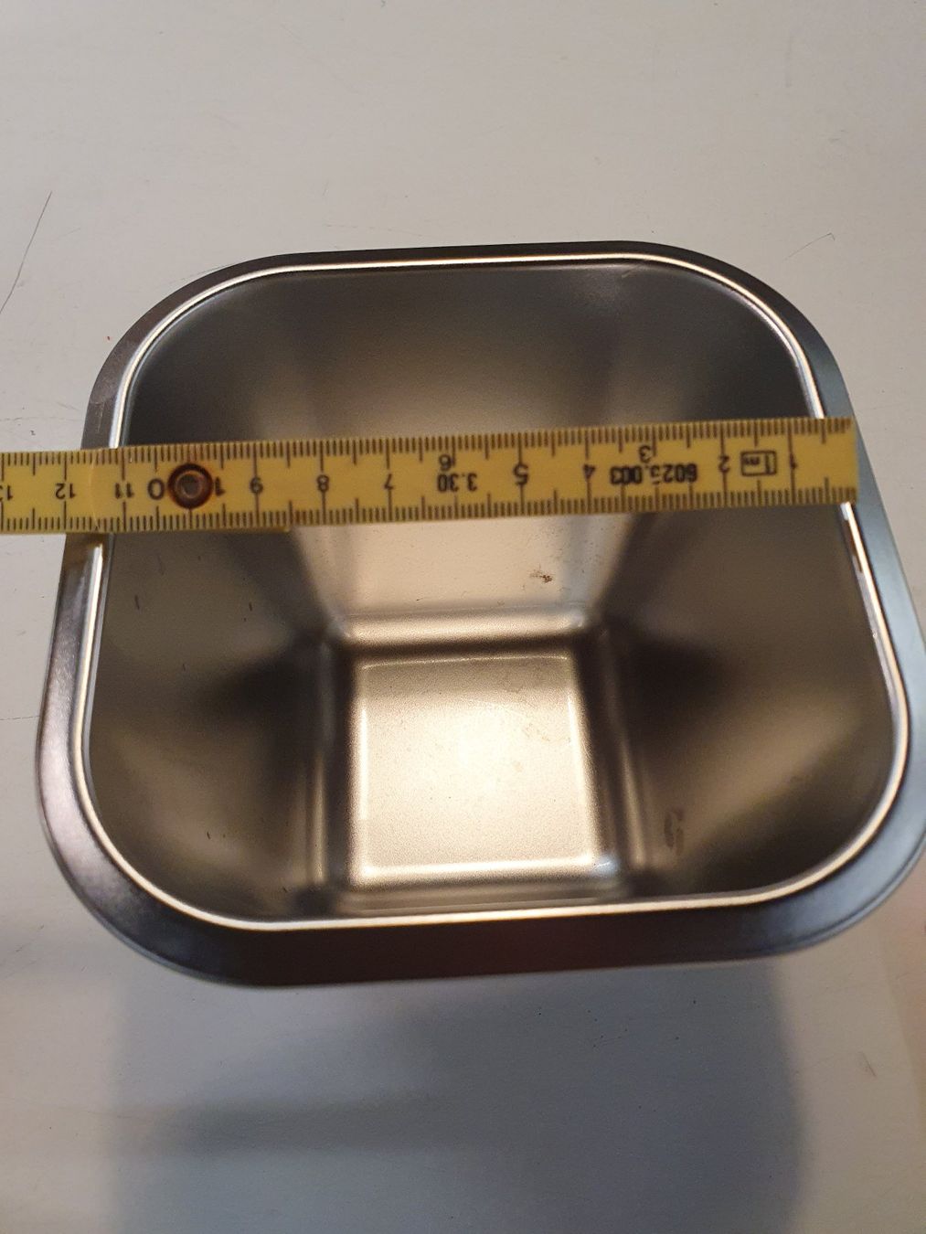 Tupperware Contenitori & Simili: Gefrierbox Chromstahl mit Gummibriden – Usato da Zürich venduto da loosebone 4