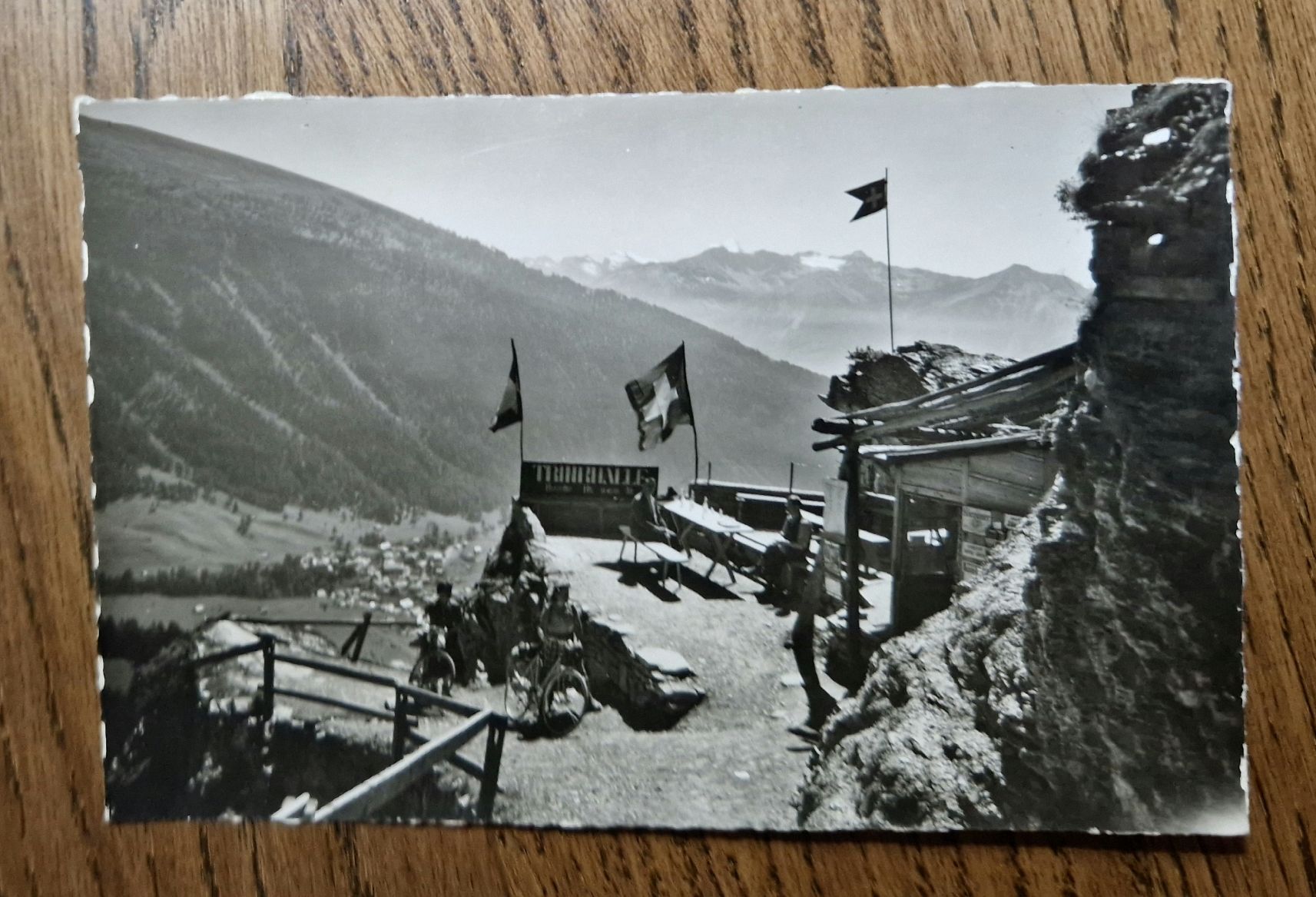 Cartoline postali: Buvette in der Gemmiwand – Usato da Ebikon venduto da Donar50