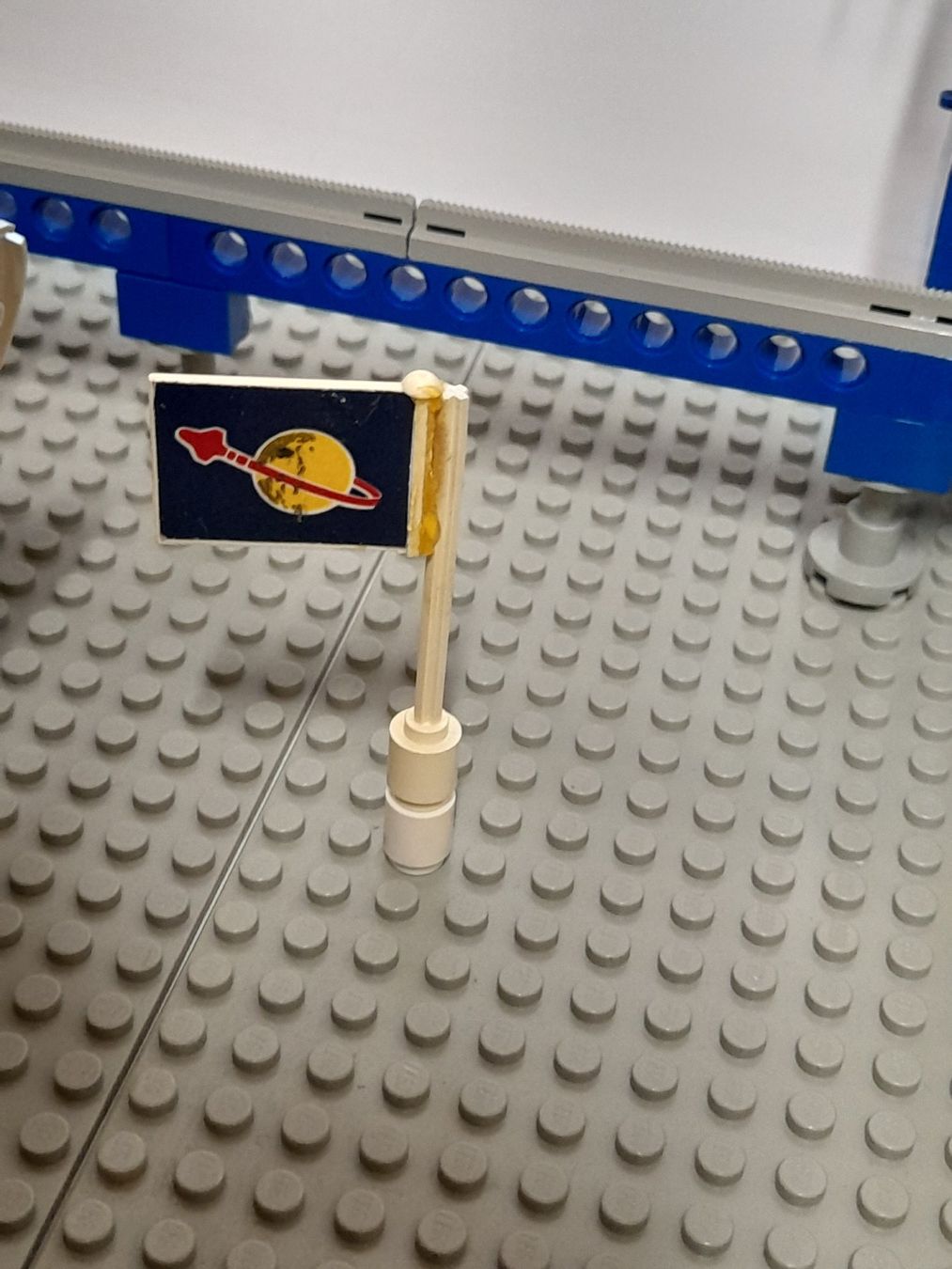 Lego Spielzeuge: Lego Legoland Space 6970 Beta-1 Command Base – Gebraucht aus Derendingen von Boeni80 3