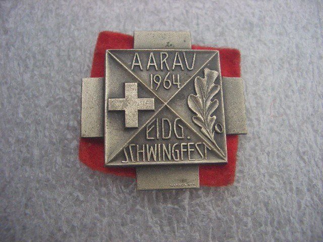 Placchette & Badge: EIDG. SCHWINGFEST AARAU 1964 – Usato da Thürnen venduto da Chluuri