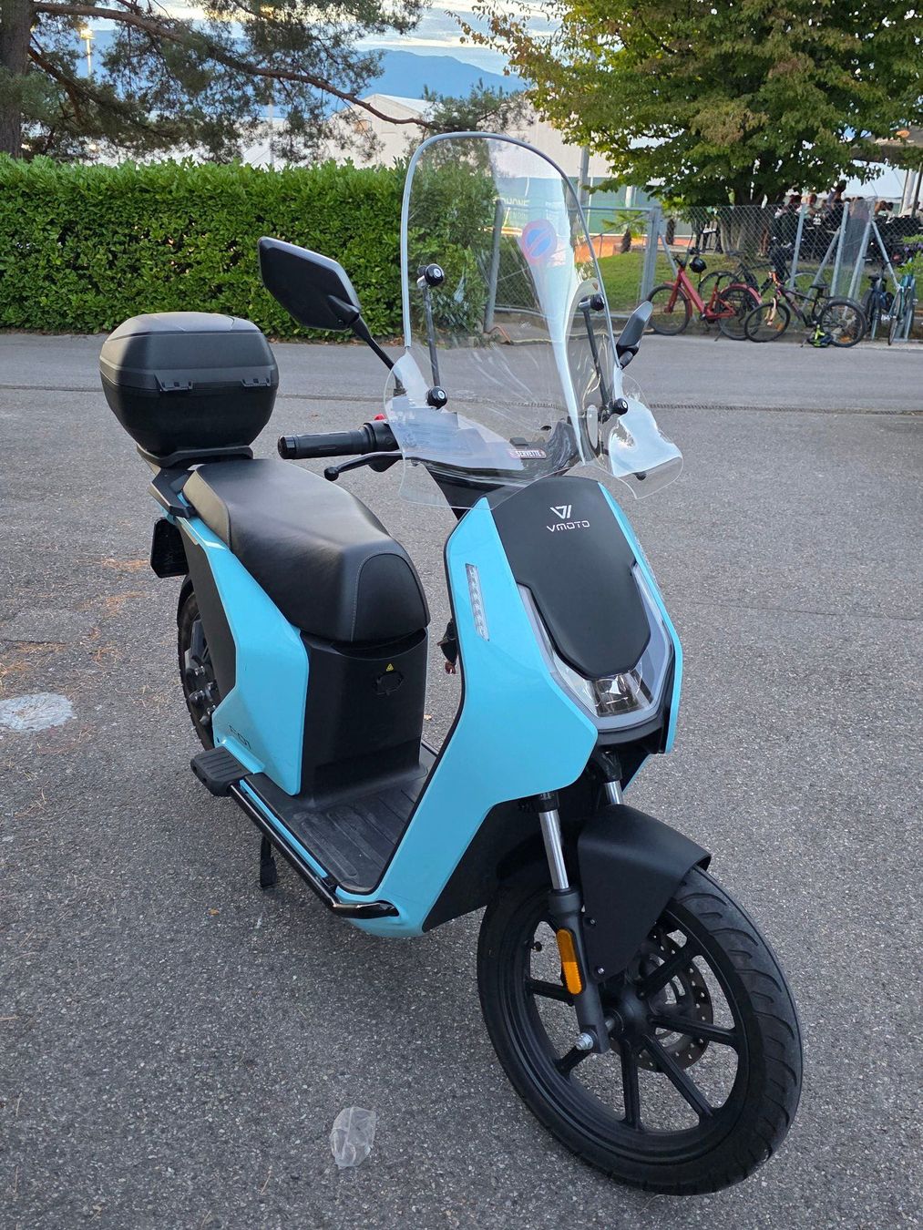 Super Soco Scooters: Super Soco F01 – Gebraucht aus Genève von Phesten