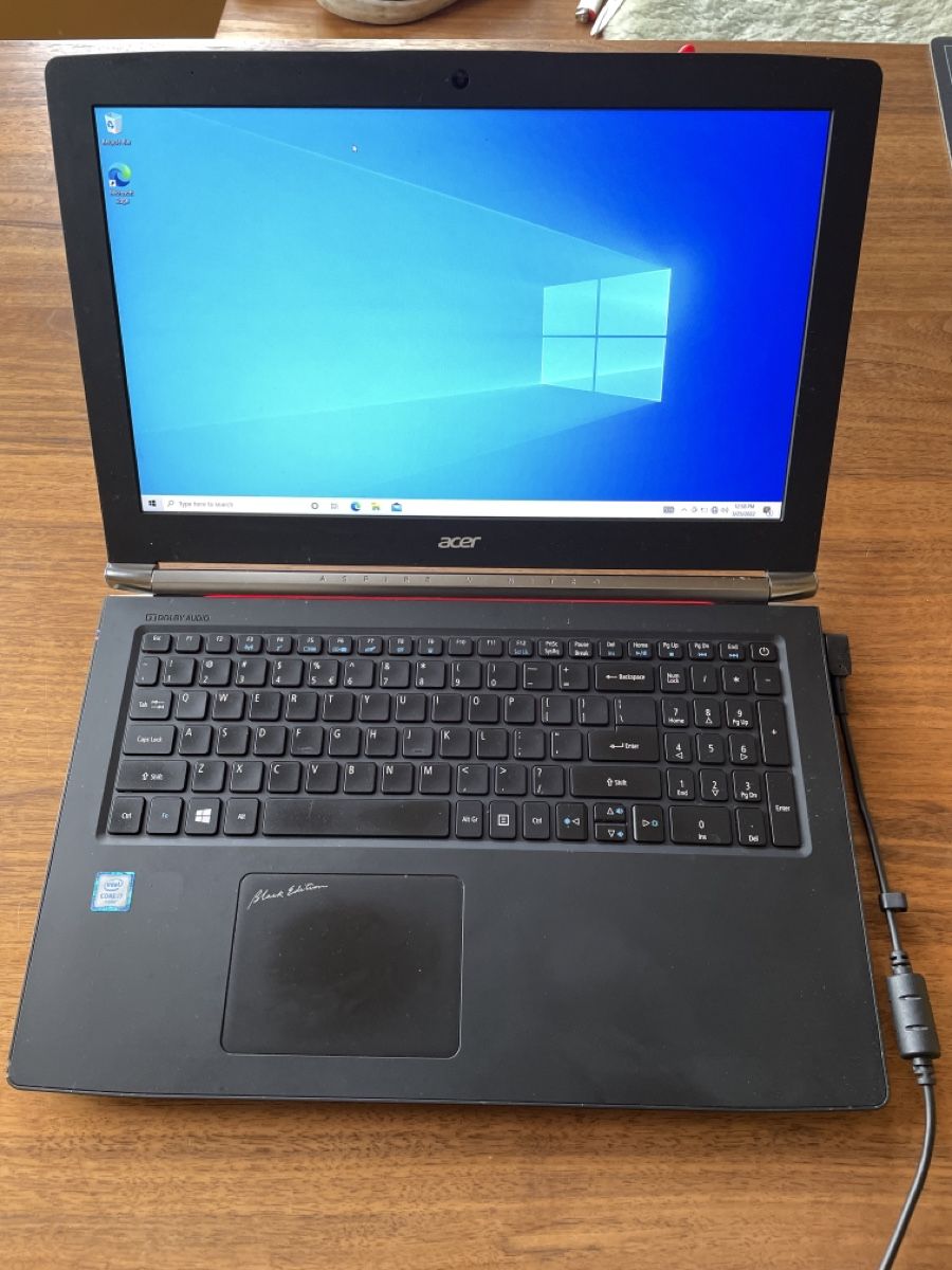 Acer Notebooks: Acer Aspire V Nitro Laptop Windows 10 – Defekt aus Zürich von
