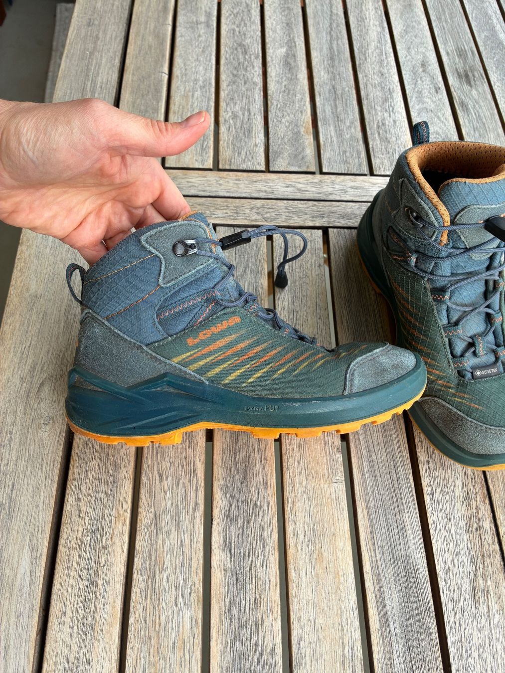 Lowa Schuhe für Jungen: Wanderschuhe Lowa Gr.33 – Gebraucht aus Zürich von Tanikole 1