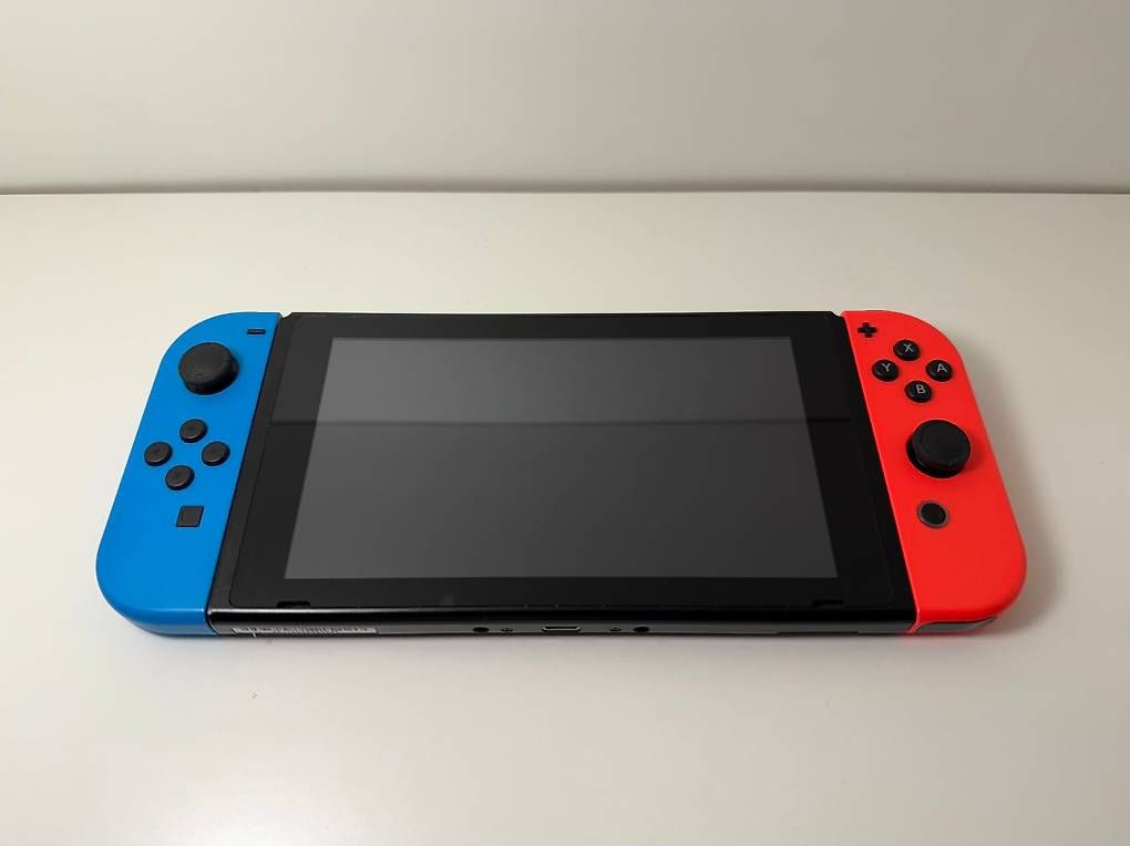 Nintendo Konsolen: Nintendo Switch - Completa / komplett mit Dock, Joy-Con – Gebraucht aus Gordola von mar_lzw6 1