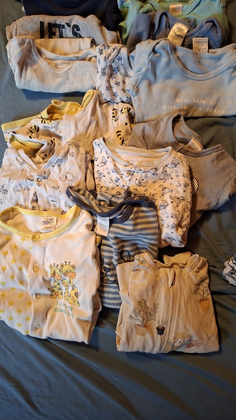 Lotti & Set di vestiti: Grosses Kleiderpaket Grösse 74 – Usato da Berlingen venduto da mic_qg5h 3