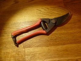 Antike Gartenschere GH No 484/210 stabil gut im Schnitt