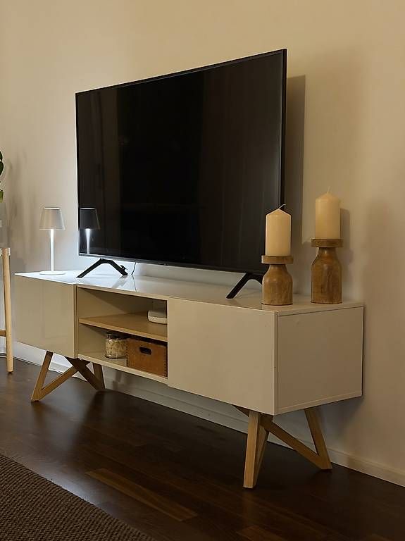 TV Möbel: Mobile TV – Gebraucht aus Bellinzona von axe_tx72