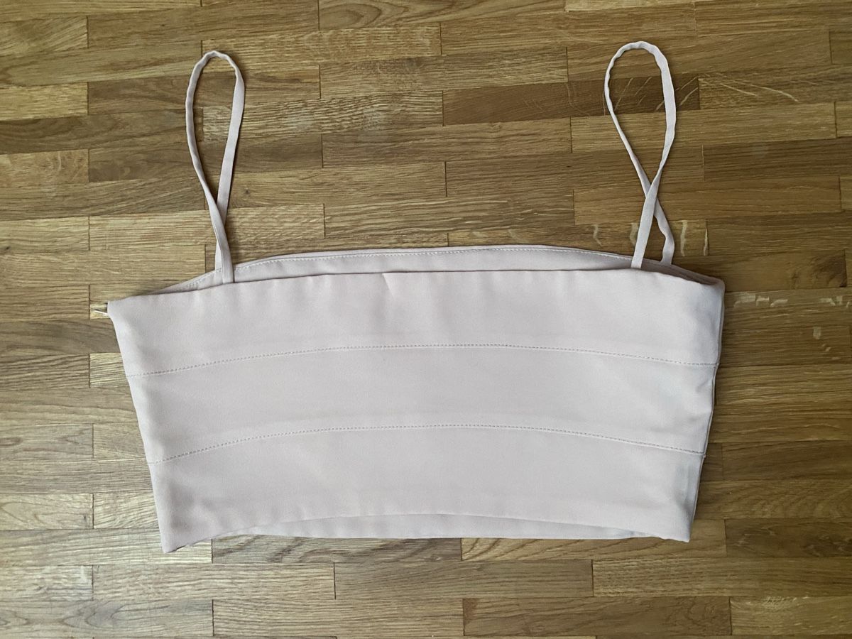 Top: Crop Top Maraveya – Usato da Zürich venduto da sinka 1