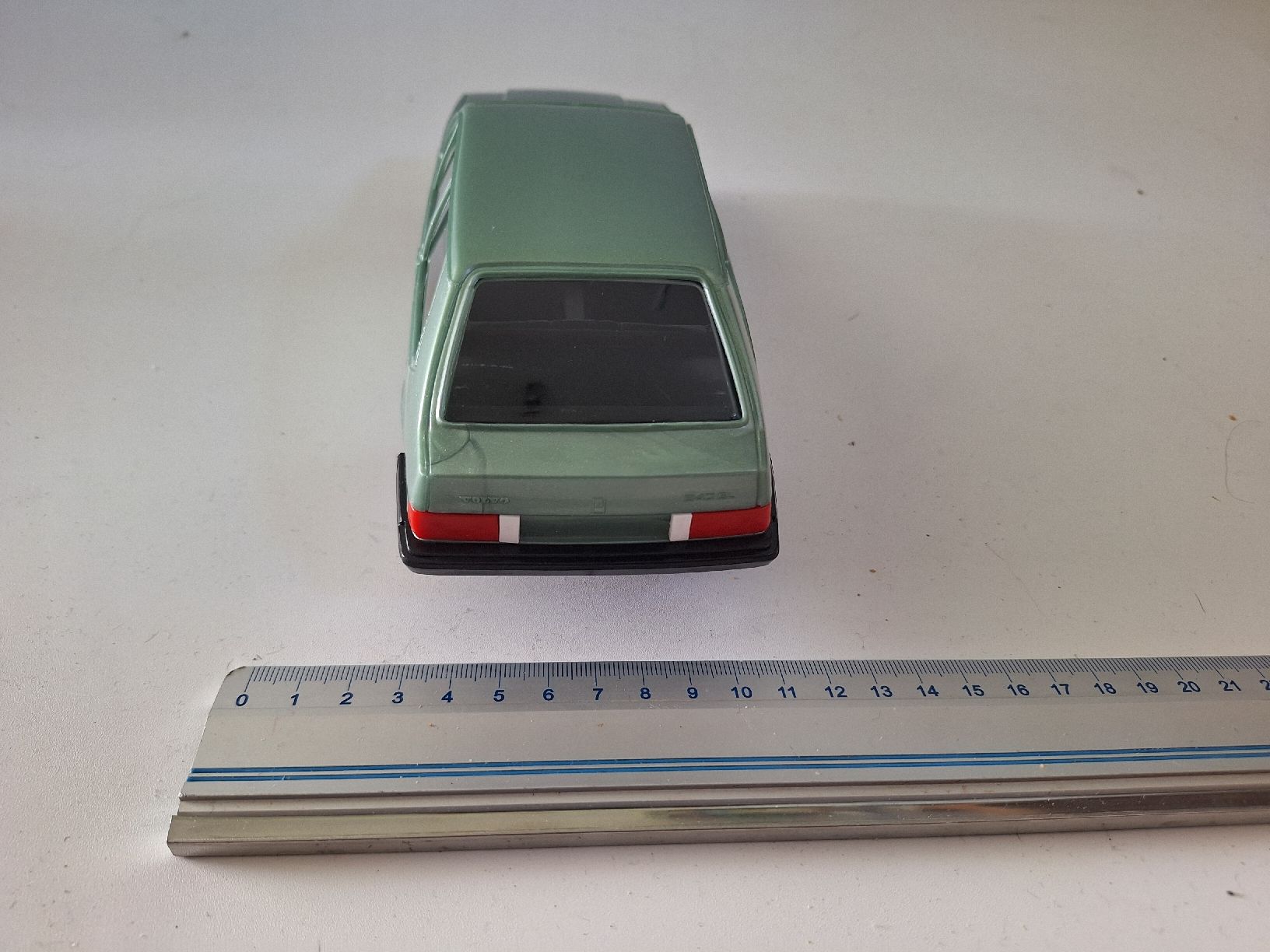 Volvo Modellini d'auto: Volvo 340 GL Modellauto – Nuovo (secondo la descrizione) da Künten venduto da Dfog 1