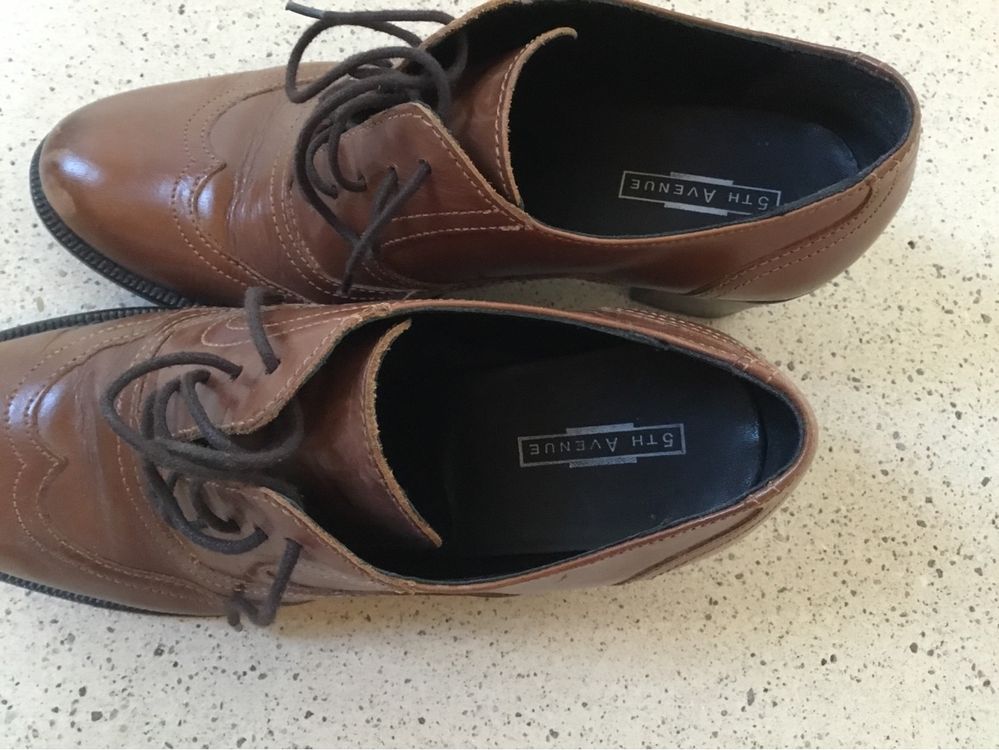 Chaussures femmes: Schicke Schnürschuhe Gr. 37 5th Avenue Braun Leder – D'occasion à Niederneunforn par slowdown03 1