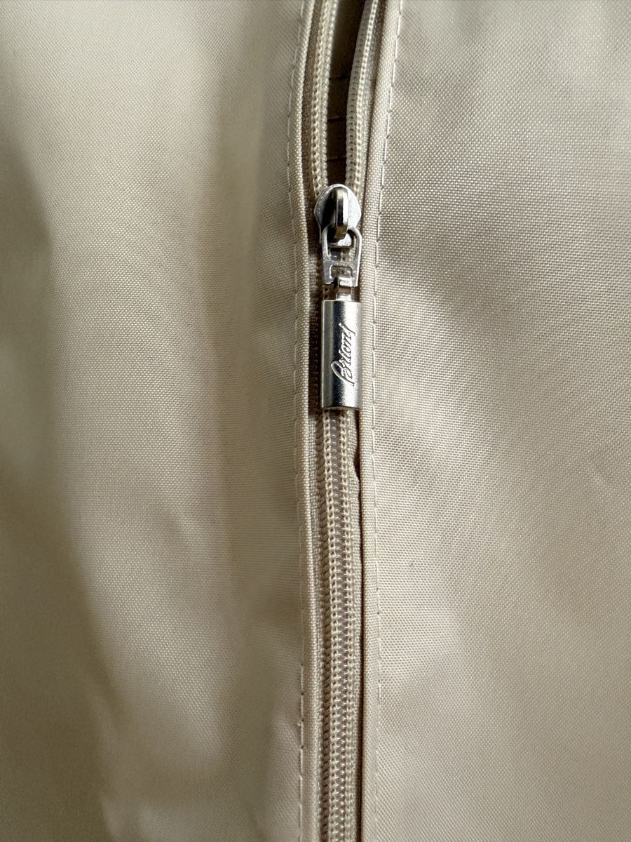 Cover & Protezioni schermo: 2 x Brioni Schutzhülle – Usato da Stäfa venduto da Laafit 1