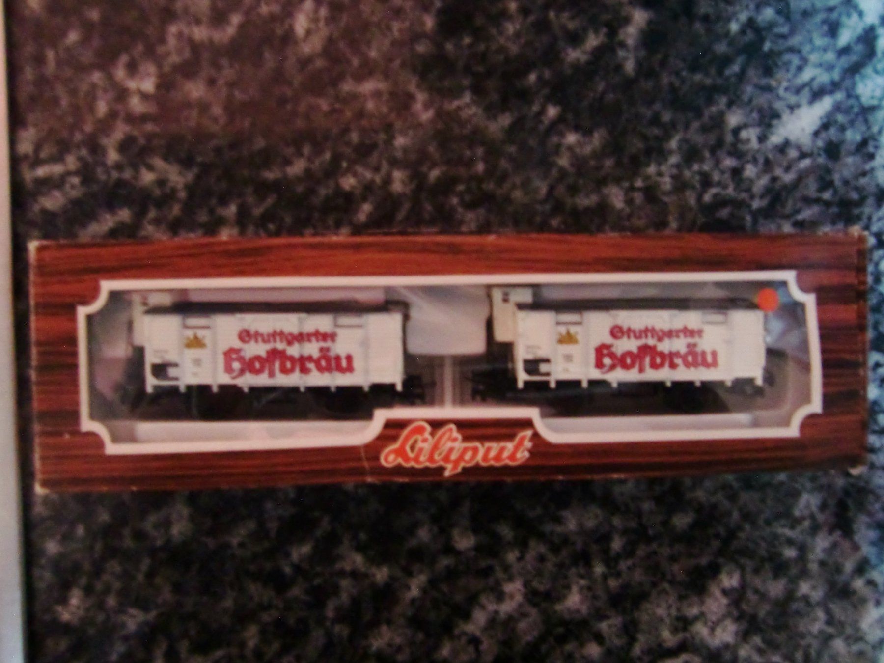 Liliput Modelleisenbahnen: Liliput H0 2 antike Bierwagen – Gebraucht aus Obergerlafingen von danibutton