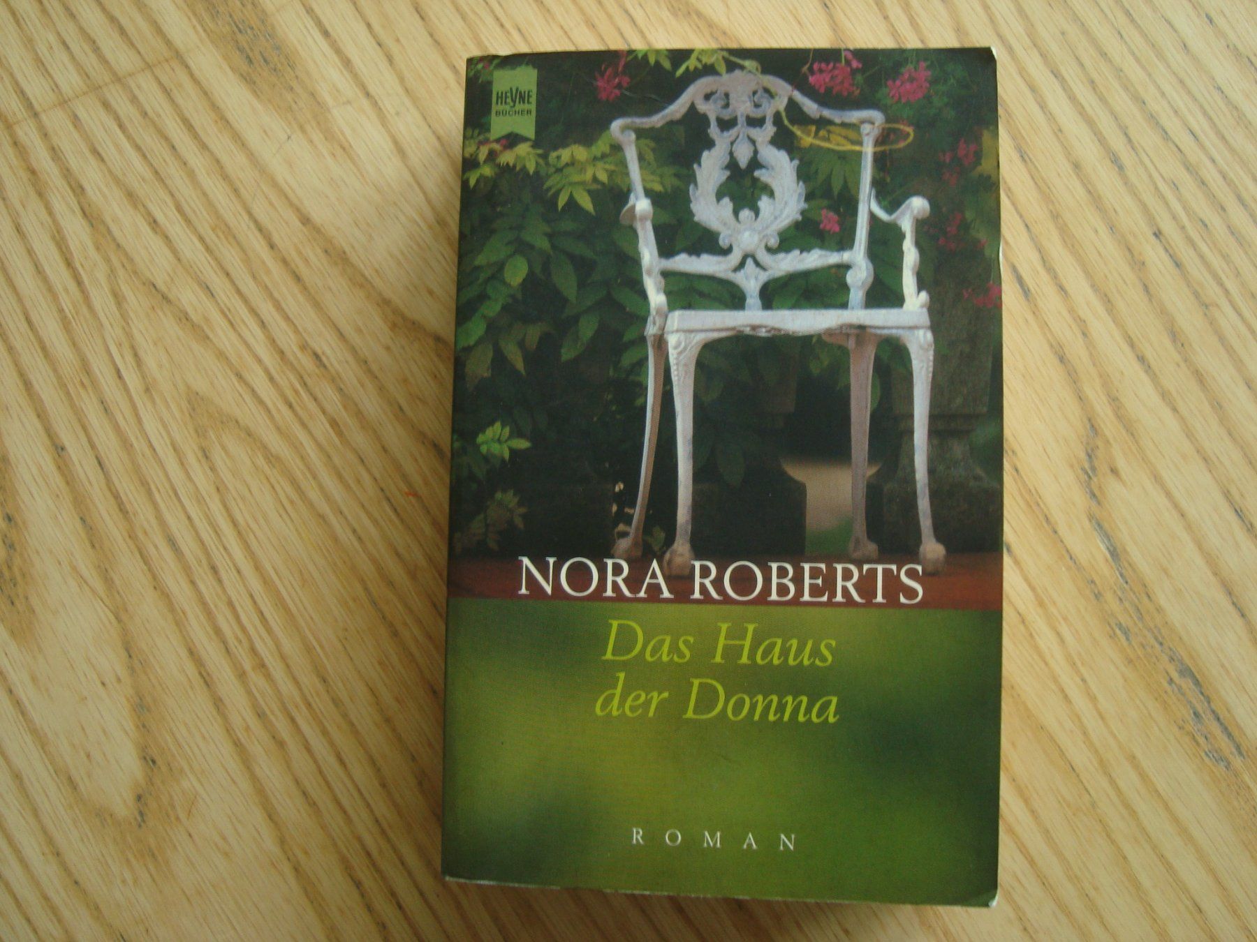Libri: Nora Roberts (3 Bücher) – Usato da Aesch LU venduto da wysshan 5