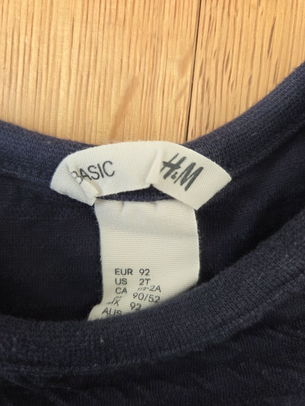 Vestiti & Gonne: H&M Kleid, Gr. 92, dunkelblau, Mädchen, Röckli – Usato da Ottikon venduto da swiftchocolate 1