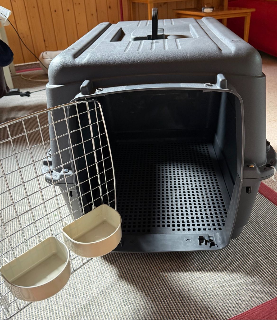 Gabbie, trasporto & Sicurezza: Carrier für kleinere Hunde oder Katzen – Usato da Glarus venduto da sap_786f 1